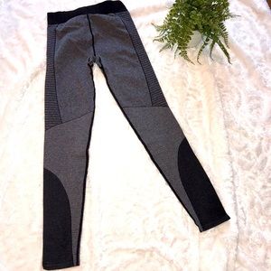 Athletic leggings